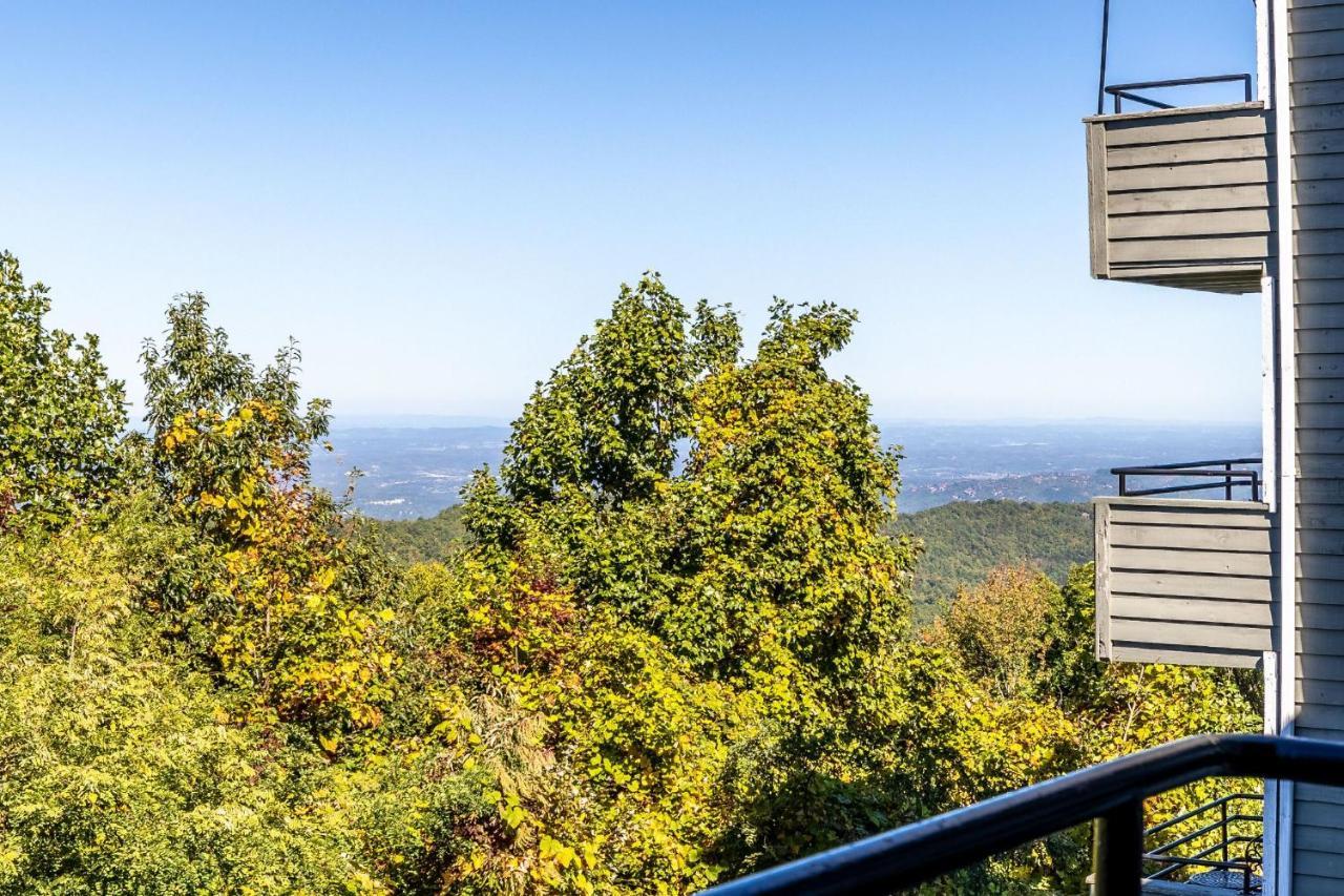 Wow Views!!-Mountain Escape-Outdoor Pool-Close To Downtown-Wifi-Cable-Private Balcony Гатлінбург Екстер'єр фото